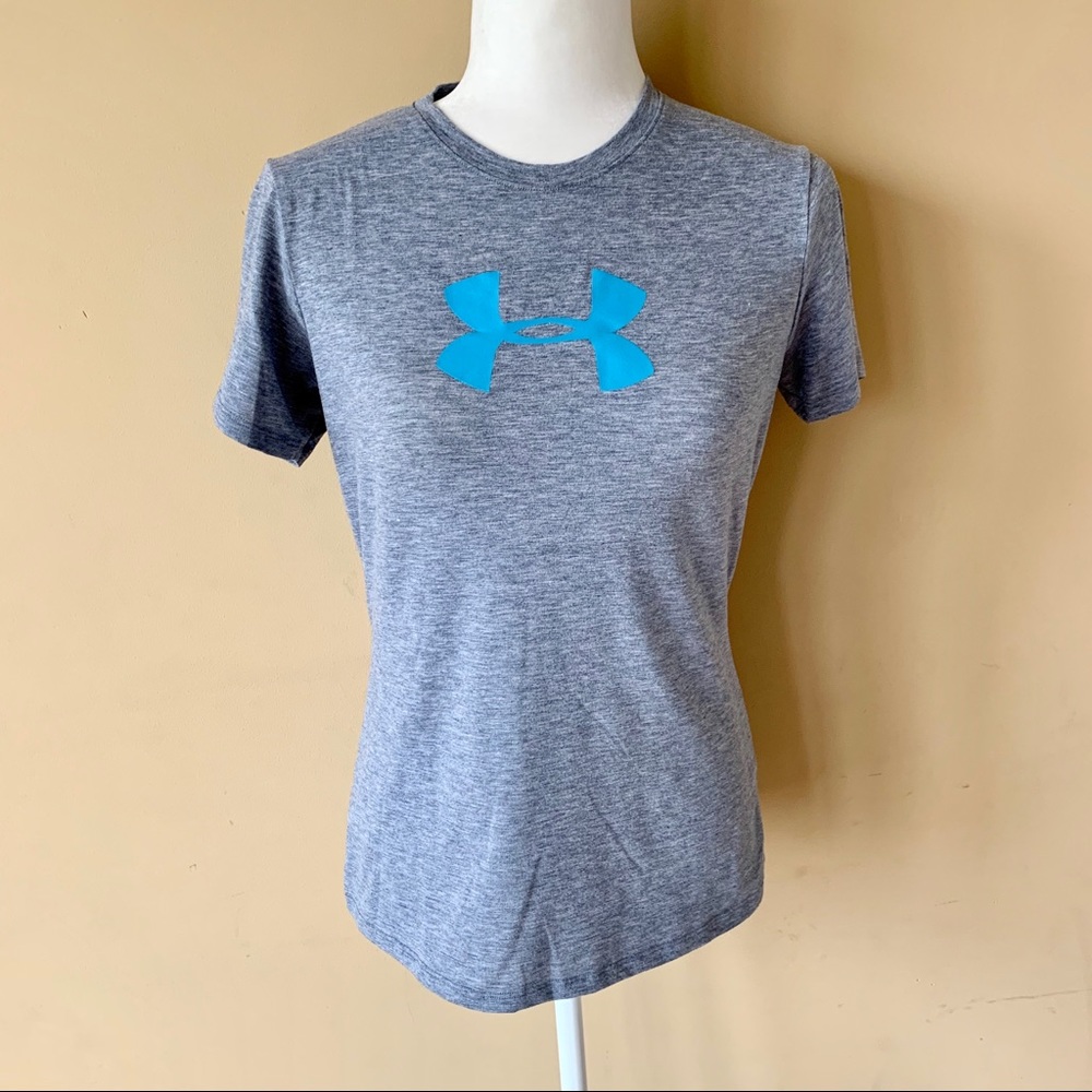 Under Armour Small Heat Gear Gray Shirt Top Tee